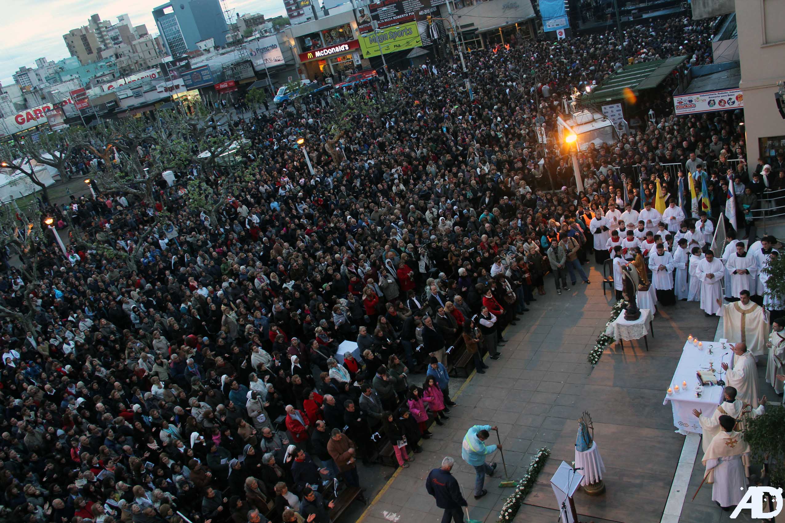 10 mil personas participaron de la Misa, un hecho inédito en San Miguel