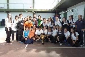 Los chicos fueron premiados en Voley