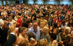 De la Torre destacó “a las mujeres como el principal valor de la familia