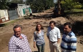 Joaquin de la Torre junto con el Secretario de Obras Jaime Mendez, recorrieron la nueva obra