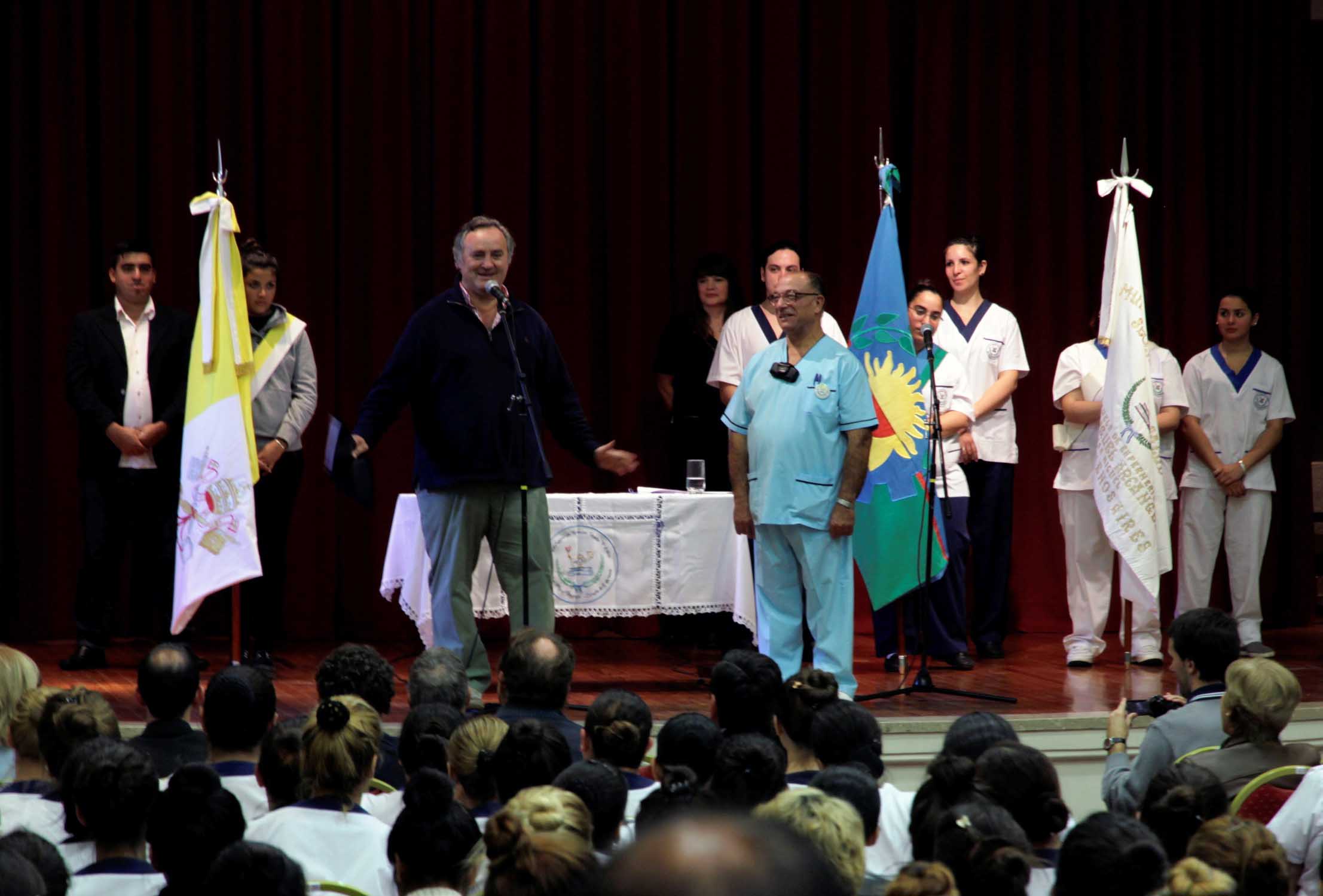 Joaquín de la Torre inauguró nuevas instalaciones en la Escuela de Enfermería de San Miguel y dio inicio al ciclo lectivo 2014