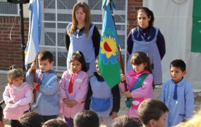 se priorizaron los jardines iniciales para poder cubrir la alta demanda de matrícula que las escuelas provinciales de gestión pública no llegaron a cubrir