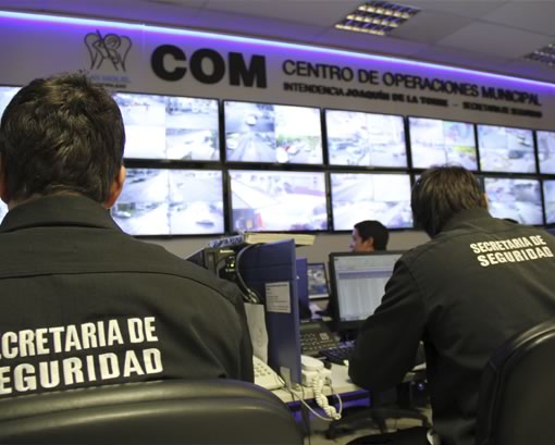 Cámaras de seguridad del municipio logran prevenir un intento de suicidio