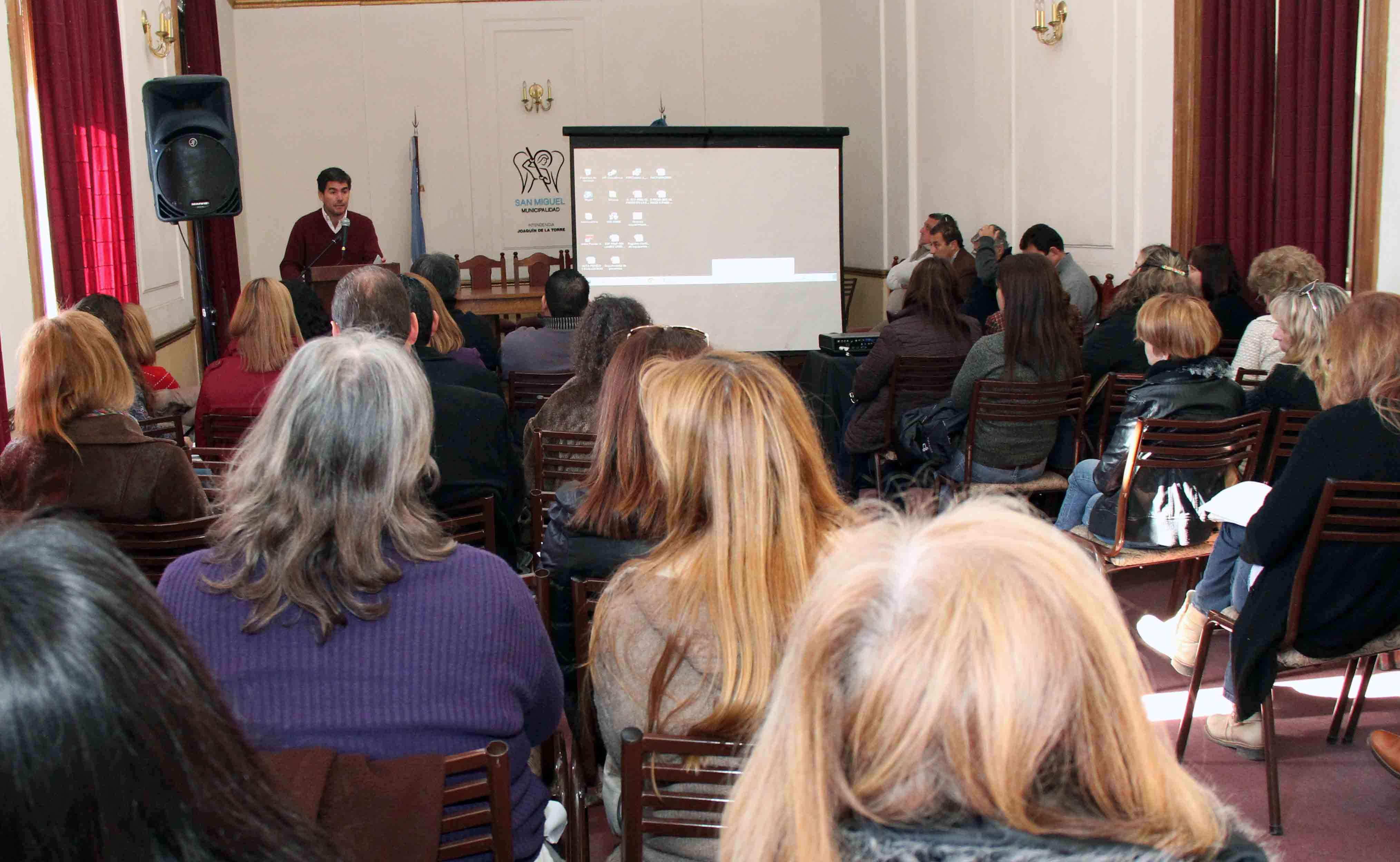 San Miguel presentó un concurso sobre “Experiencias Educativas” para mejorar la propuesta escolar en el nivel primario