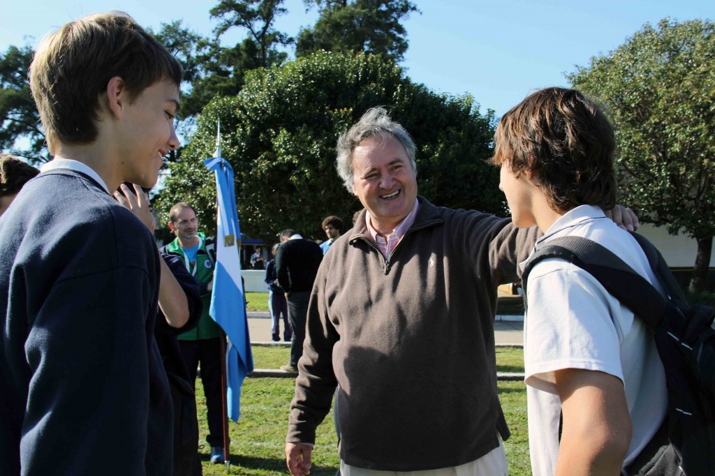 Joaquín de la Torre estuvo presente en el Cierre de las Olimpíadas deportivas y culturales