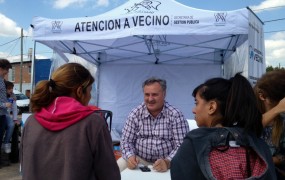 Joaquín atendió personalmente a cada vecino