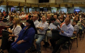 Cientos de emprendedores se congregaron en la Sociedad Española