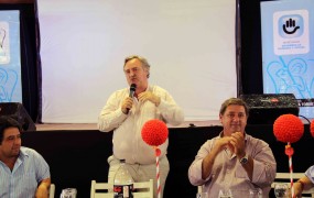 El intendente Joaquín de la Torre remarcó el trabajo y el compromiso de las trabajadoras sociales