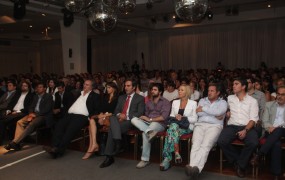 En la primera fila estuvieron Malena Galmarini, Marco Lavagna y Mónica López, entre otros referentes del Frente Renovador