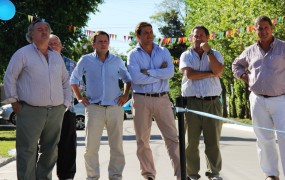 En la inauguración de Muñoz, joaquín de la torre, jaime méndez, max perkins, pablo de la torre y fernando inzaurraga