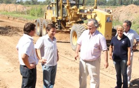 Son más de diez cuadras de pavimento en Barrufaldi