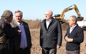 El intendente recorrió el parque junto a Carlos Pilato y autoridades de IPH