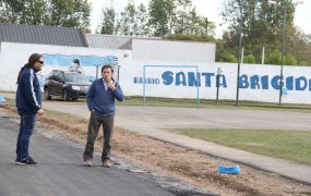 El secretario de Obras Públicas, Jaime Mendez recorriendo las obras