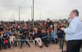 Joaquín de la Torre habló de la entrega de parcelas como un acto de justicia social