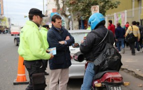 Max Perkins encabezó la jornada de concientización vial