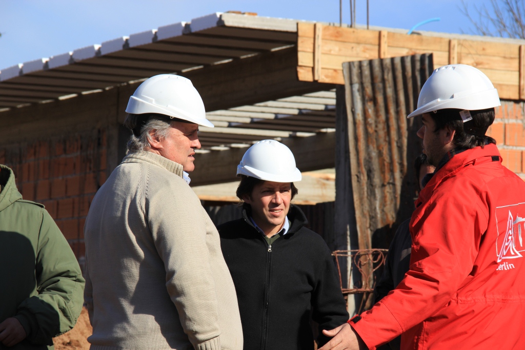 Joaquín de la Torre recorrió otra obra hidráulica en Barrio Mitre