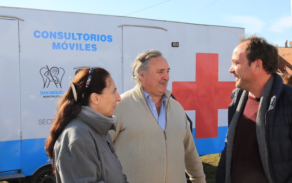 Joaquín de la Torre participó de un operativo de Salud en Barrio El Polo