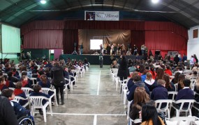 Más de 400 chicos  de distintas escuelas públicas y privadas de San Miguel participaron del cierre del concurso de reciclado