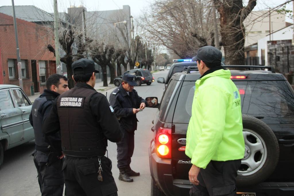 San Miguel: La Policía Municipal continúa realizando operativos de seguridad