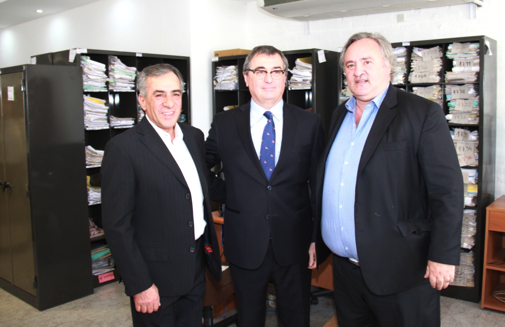 Joaquín de la Torre junto a Jesús Cariglino y al fiscal general Marcelo Lapargo