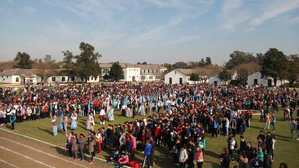 San Miguel: En una emotiva jornada, más de 4 mil chicos participaron del cierre de Olimpiadas Deportivas y Culturales