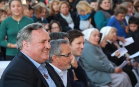 Joaquín participó de la misa en la catedral junto a su gabinete