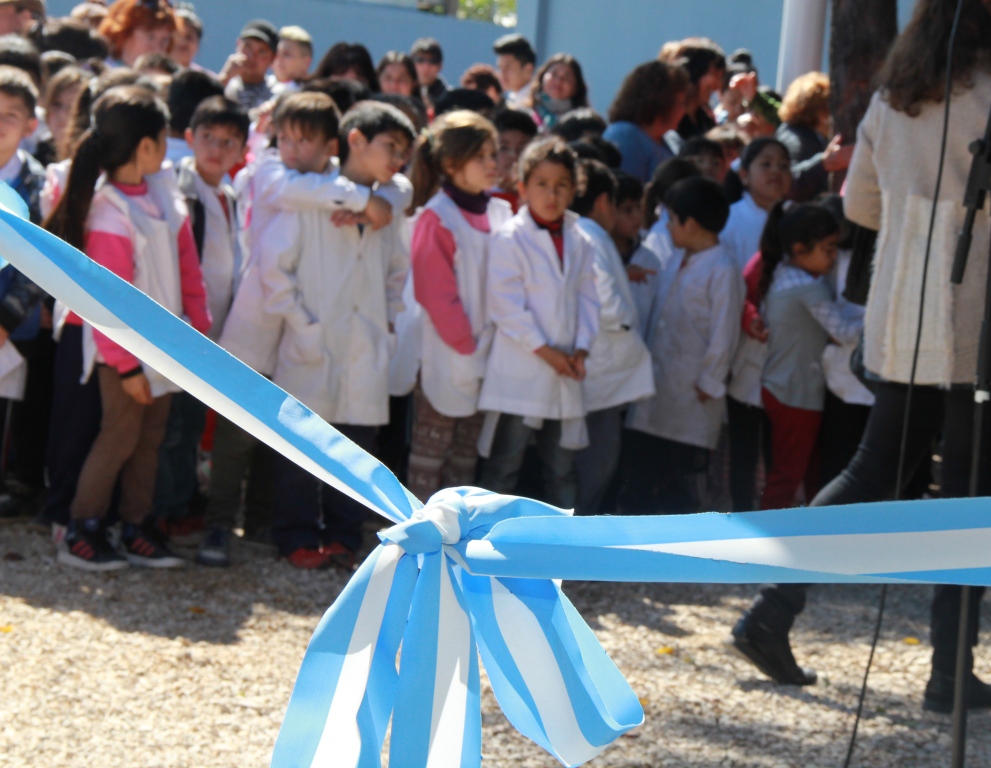 Con fondos Municipales, Joaquín de la Torre inauguró obras en otra escuela provincial: “Dicen que les importa la educación y las escuelas se caen a pedazos”