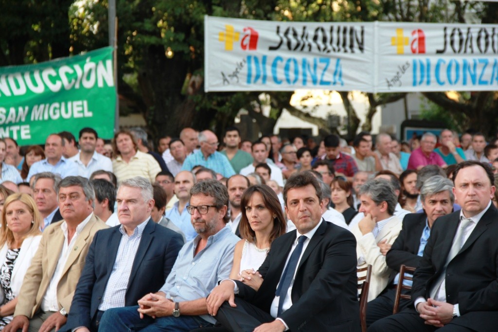 Sergio Massa y Malena Galmarini acompañaron al Intendente reelecto