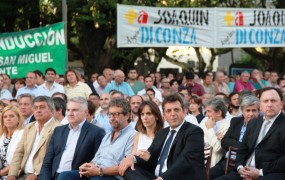Sergio Massa y Malena Galmarini acompañaron al Intendente reelecto