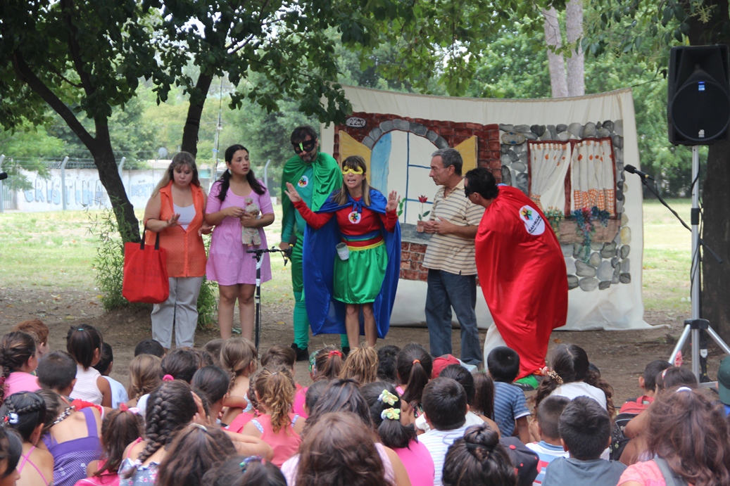 La campaña de concientización sobre la importancia del reciclado llegó a las Colonias de Verano en San Miguel