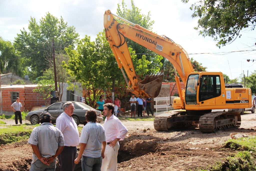 Avanza el tramo final de la obra hidráulica de la cuenca Santa Fe – Barrio Mitre