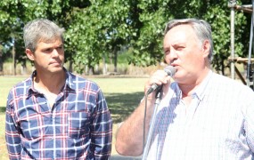 Joaquín volvió a a gradecer a las familias por confiar en el Municipio al traer a sus hijos a las colonias