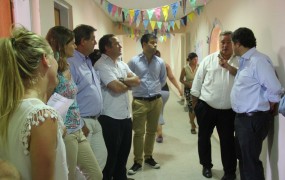 Los funcionarios visitaron el CDIF de El Polo