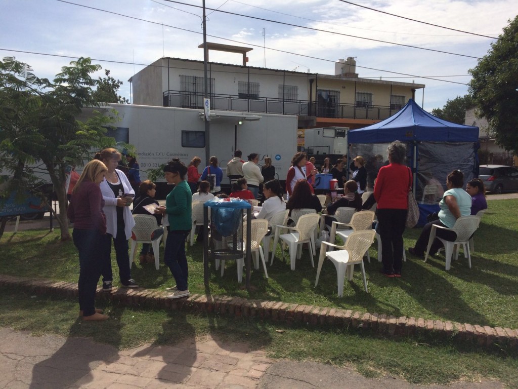 El trailer se instaló en santa brígida, en las calles La Pinta y Marconi