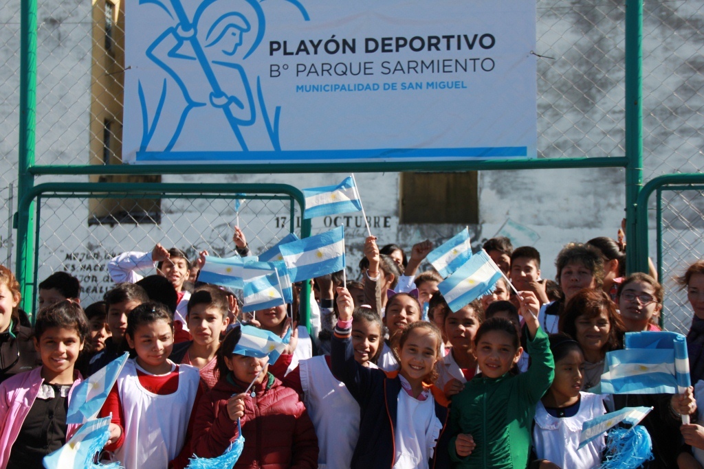 Se inauguraron dos playones deportivos como espacios abierto para toda la comunidad