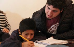 Apoyo escolar es una iniciativa para evitar la deserción escolar