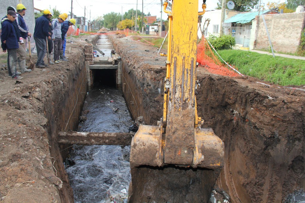 Vecinos de Barrio Mitre opinan sobre la obra hidraúlica después de las lluvias del fin de semana