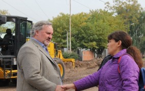 El jefe comunal saludó a los vecinos de la zona