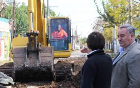 Son más de trece cuadras de pavimento y de obra hidráulica hasta pedro de mendoza