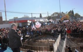 Joaquín de la Torre habló ante una multitud