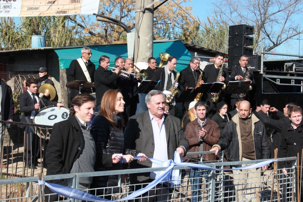En una emotiva jornada, Joaquín de la Torre inauguró la gran obra hidráulica de Barrio Mitre junto a la Gobernadora Vidal