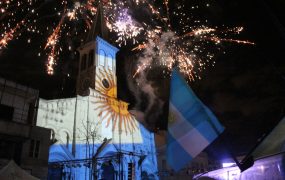 El momento de la llegada del Bicentenario