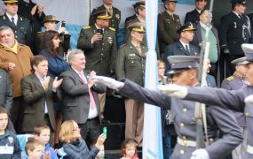 En el palco oficial el intendente estuvo acompañado por Jaime Méndez