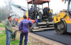 Jaime Méndez en obras de asfaltos en Trujui 2
