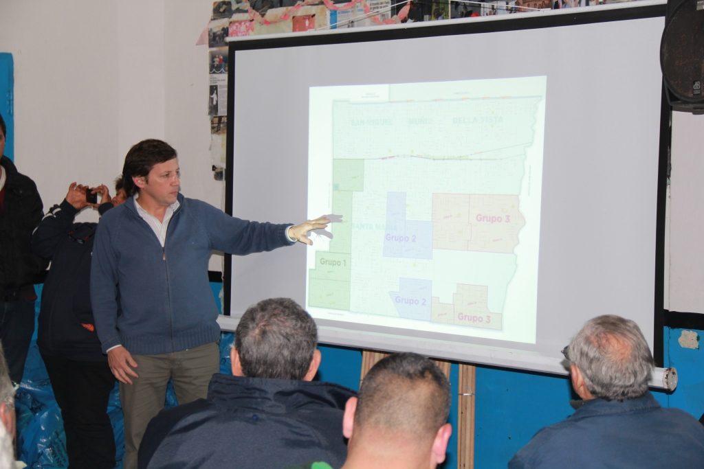 jaime-mendez-en-las-reuniones-informativas
