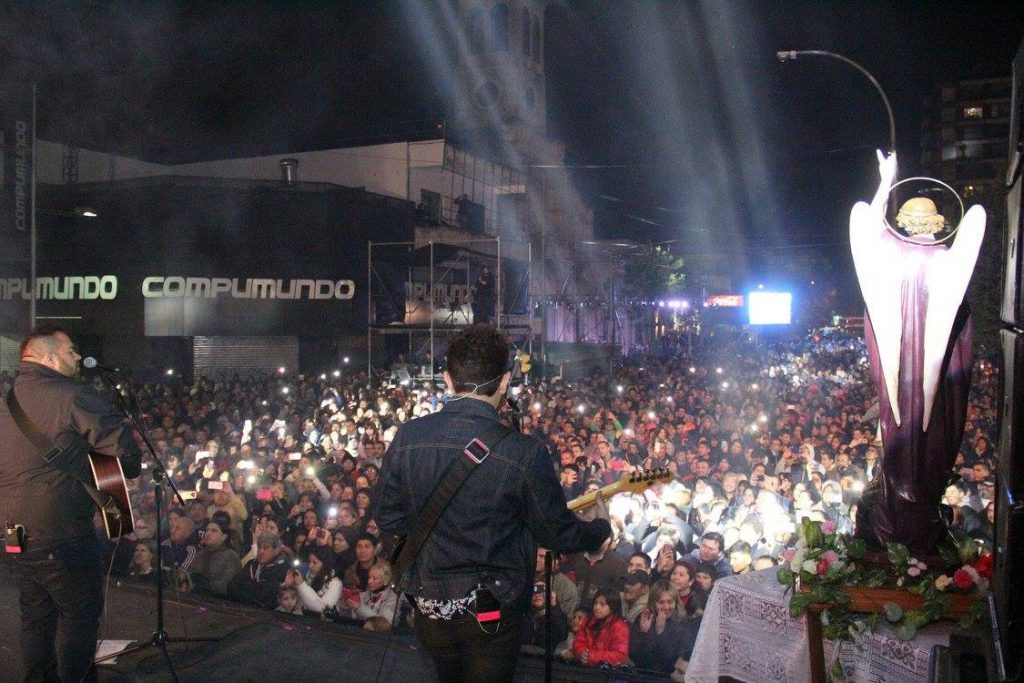 los-huayra-en-el-cierre-de-las-patronales