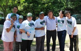 el-intendente-con-corredores-de-la-maraton