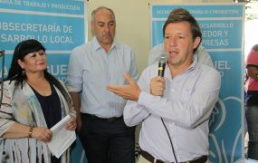 el-intendente-en-la-entrega-de-diplomas-de-capacitacion-laboral