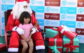 papa-noel-en-la-plaza-de-san-miguel