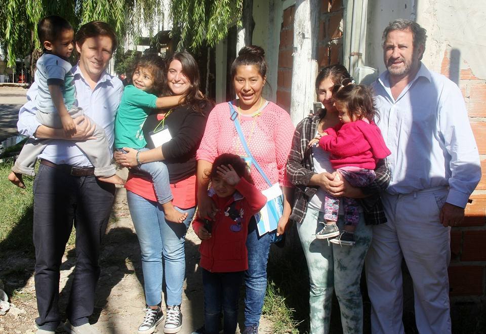 Jaime Méndez visitó a una familia del programa “Mil días”